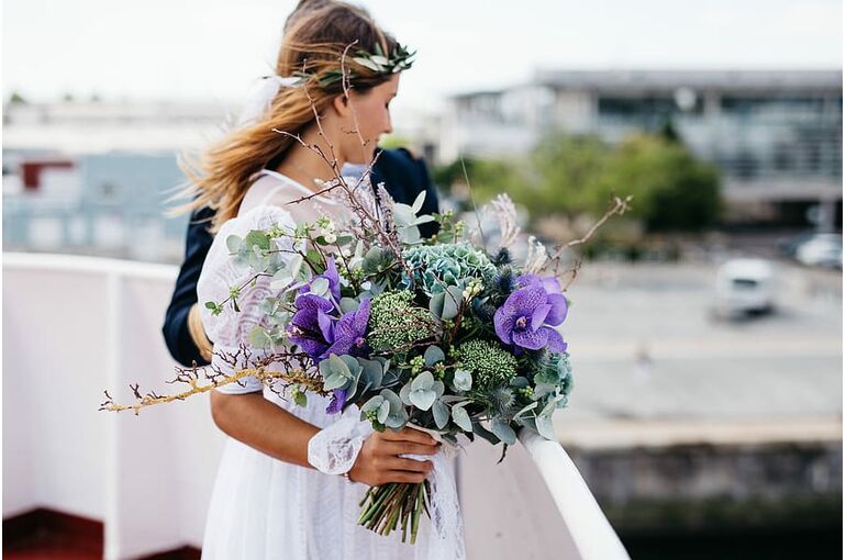 flower-wedding-bouquet-bride