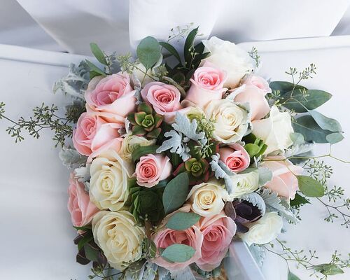 flowers-valentines-day-rose-bouquet